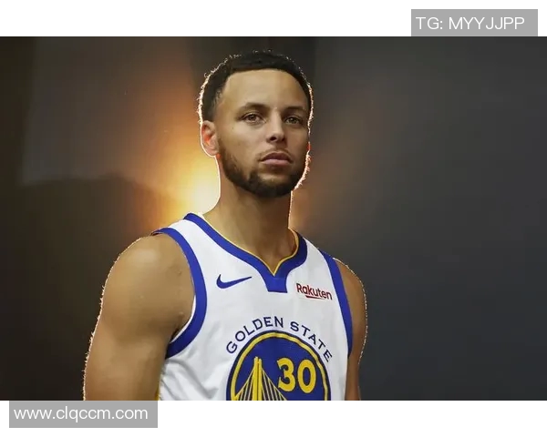 全明星球员近五场技术统计全面分析与表现对比 全明星球员近五场技术统计全面分析与表现对比