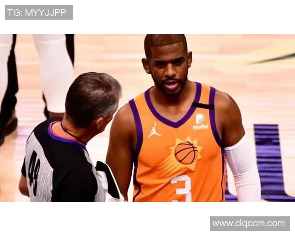 冲突升级!保罗与教练发生激烈争执 冲突升级!保罗与教练发生激烈争执